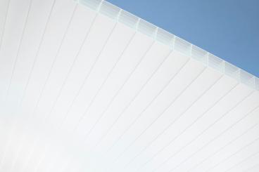 Plexiglas® Stegfünffachplatte S5P 32-32 weiß-opal HEATSTOP no drop, 1230 mm breit 